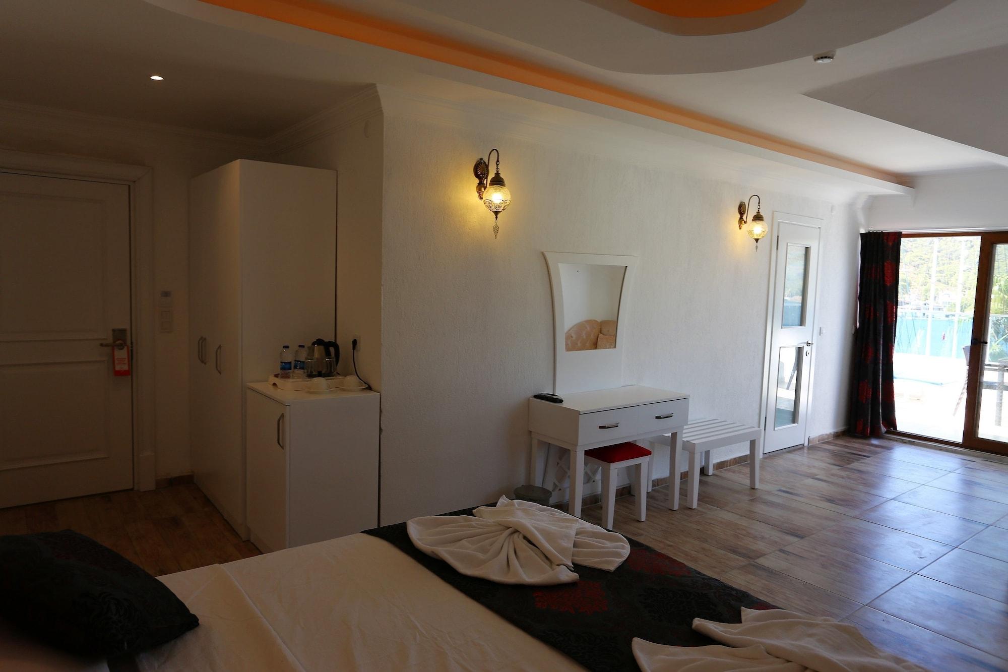 Cennet Life Hotel Fethiye Exterior photo
